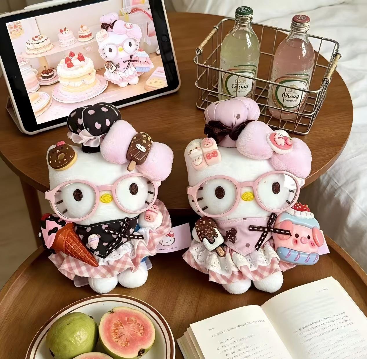 Hello Kitty Sweet Dessert Baker Plush Bag Charm - Image 9