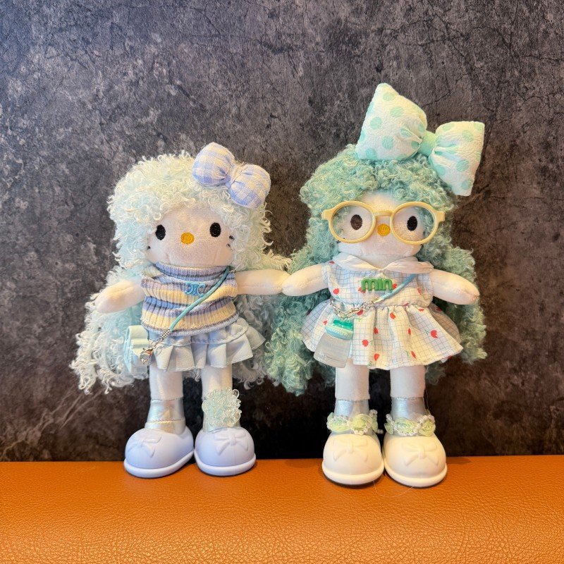 Curly Dream Girls Collection Plush Charm - Image 4